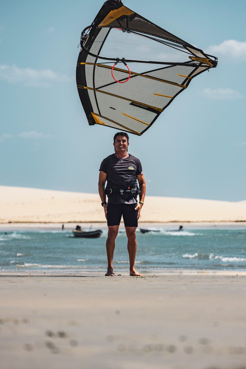 Vogue Gold Y31 action 2